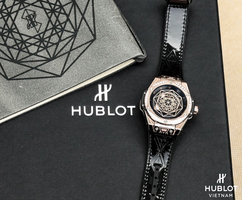 dong ho hublot Sang Bleu King Gold
