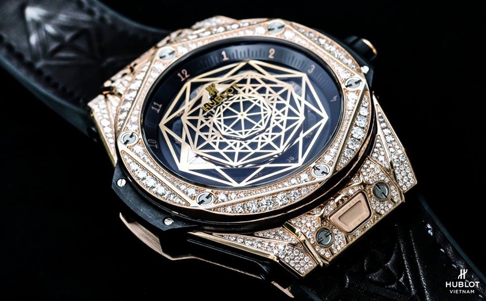 dong ho hublot Sang Bleu King Gold
