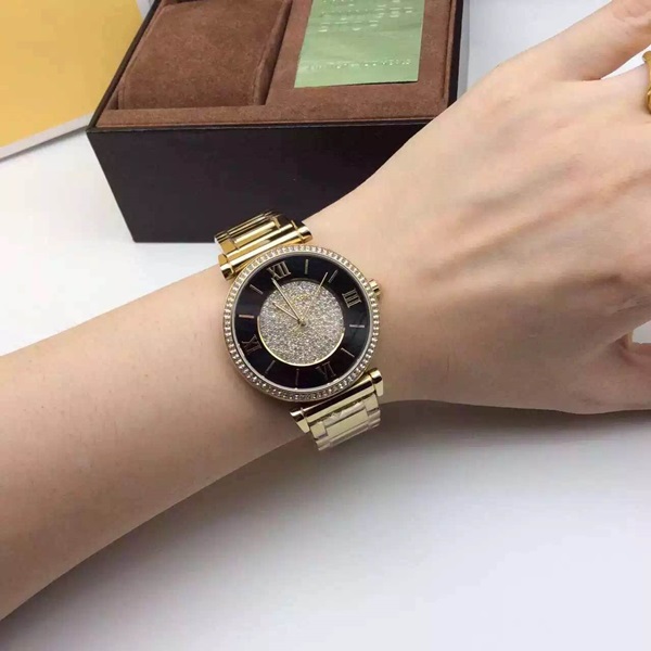 dong-ho-nu-cao-cap-michael-kors-caitlin-2
