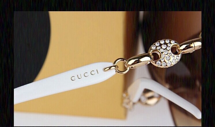 kinh-mat-thoi-trang-nu-gucci-2