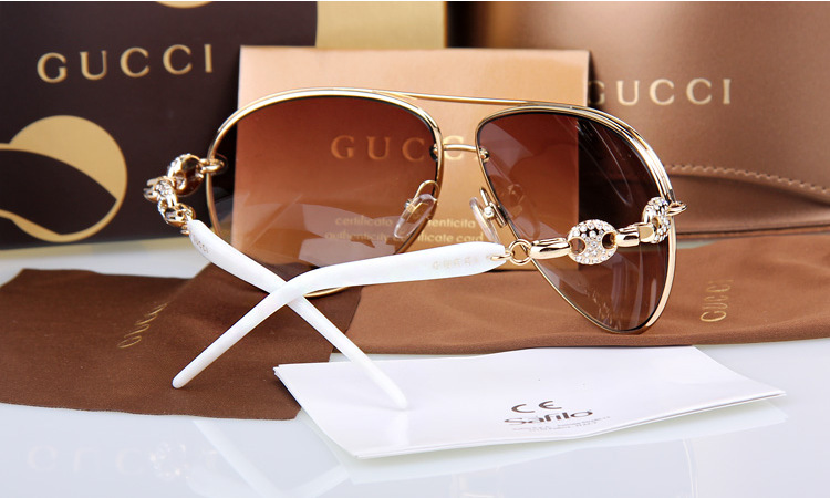 kinh-mat-thoi-trang-nu-gucci-3