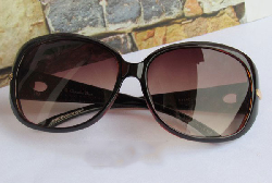 Kính mắt nữ thời trang Dior Lady 02
