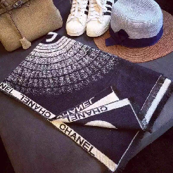 Khăn choàng cổ Chanel CN01