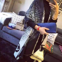 Khăn choàng cổ Chanel CN01