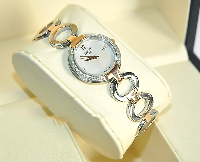 Đồng Hồ Nữ Tissot Gold Diamonds