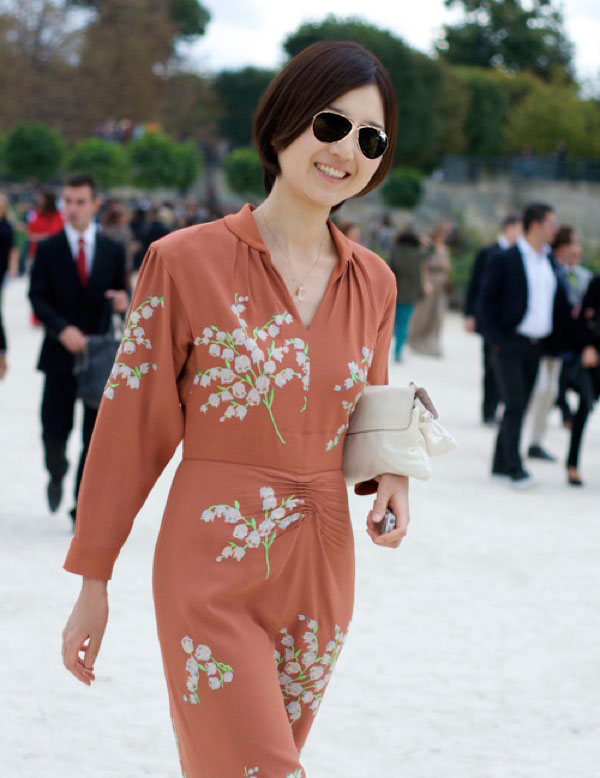 Kính Dior thời trang gọng vàng