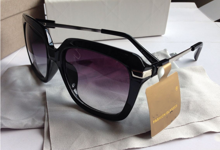 Kính mắt thời trang cao cấp Dior lady