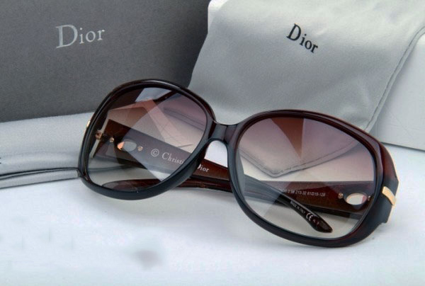 Kính mắt thời trang cao cấp Dior Lady 02