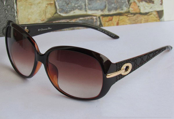 Kính mắt thời trang cao cấp Dior Lady 02