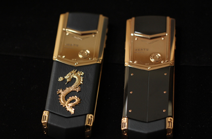Điện Thoại Vertu Signature S Dragon Gold